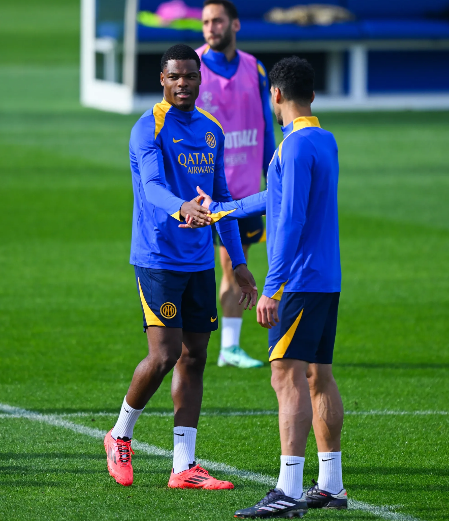 国际米兰鏖战阿森纳，孔德点燃赛场