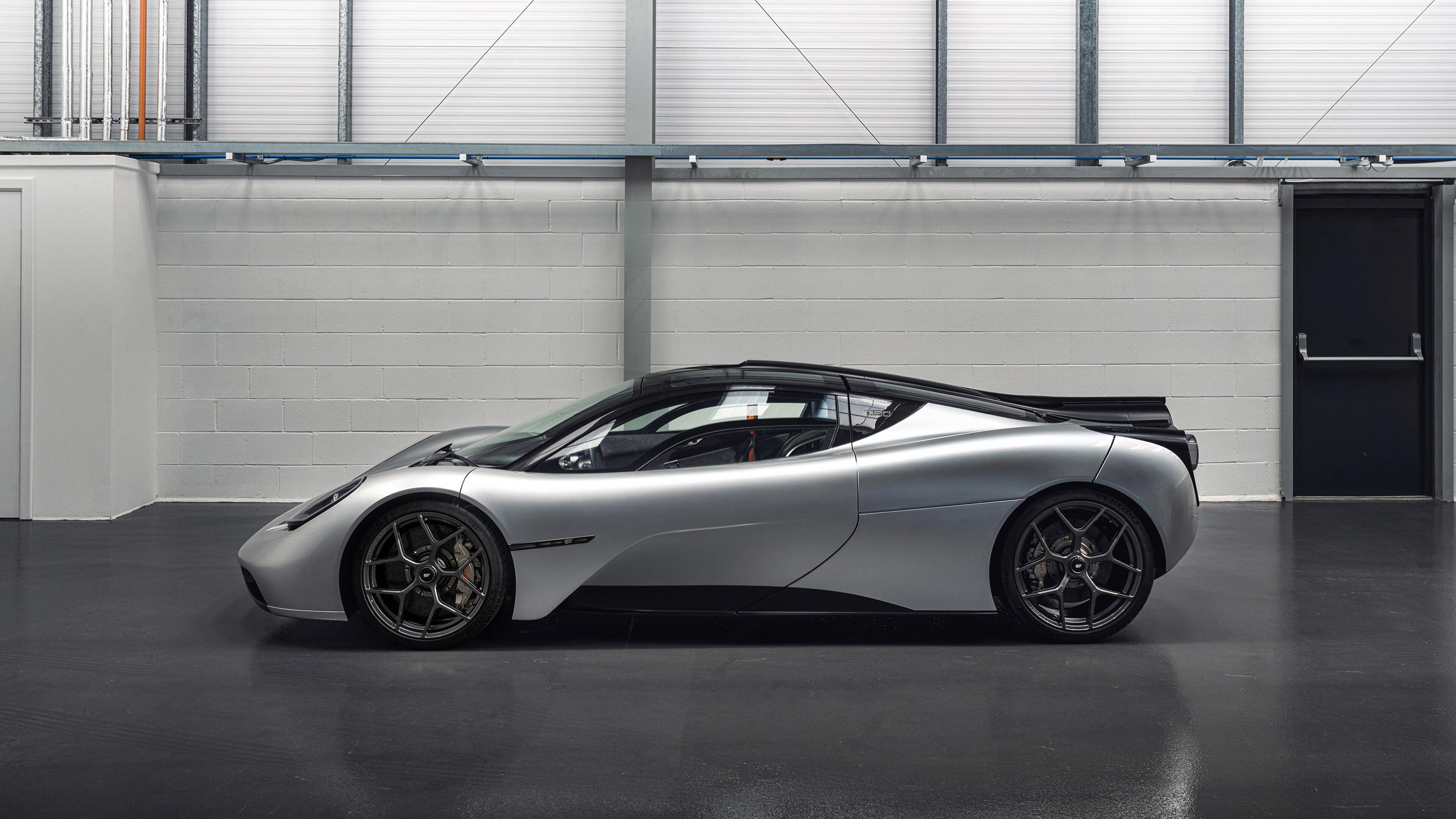 草根逆袭与命运时刻，从马里斩落法国到拉亚在德甲争冠战的个人史诗