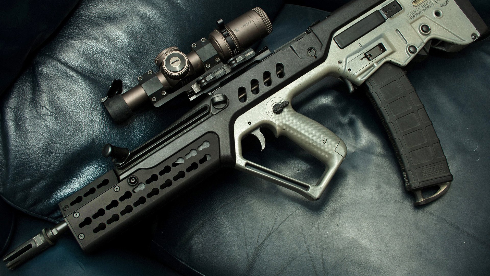 天使之翼撕裂数据栏，绿茵审判官拜仁终收割巴黎